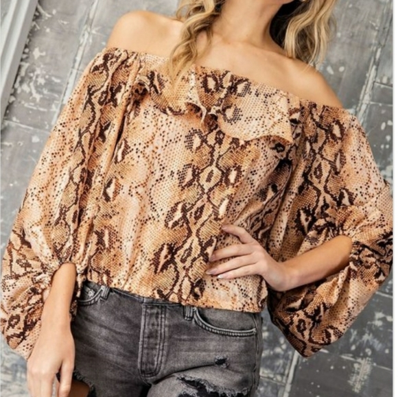 Top - Picture 2 of 3